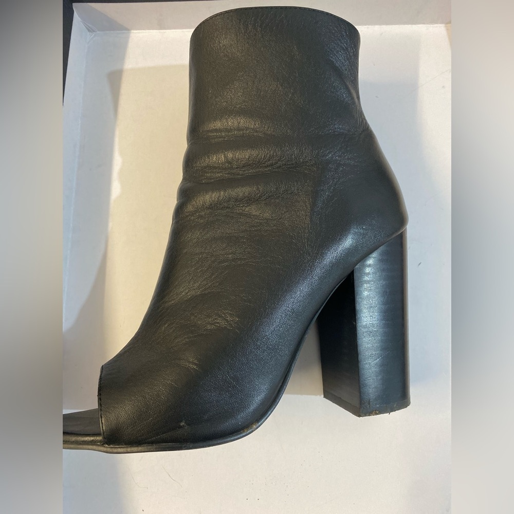 Tony Bianco open toe short boots - Picture 2 of 2